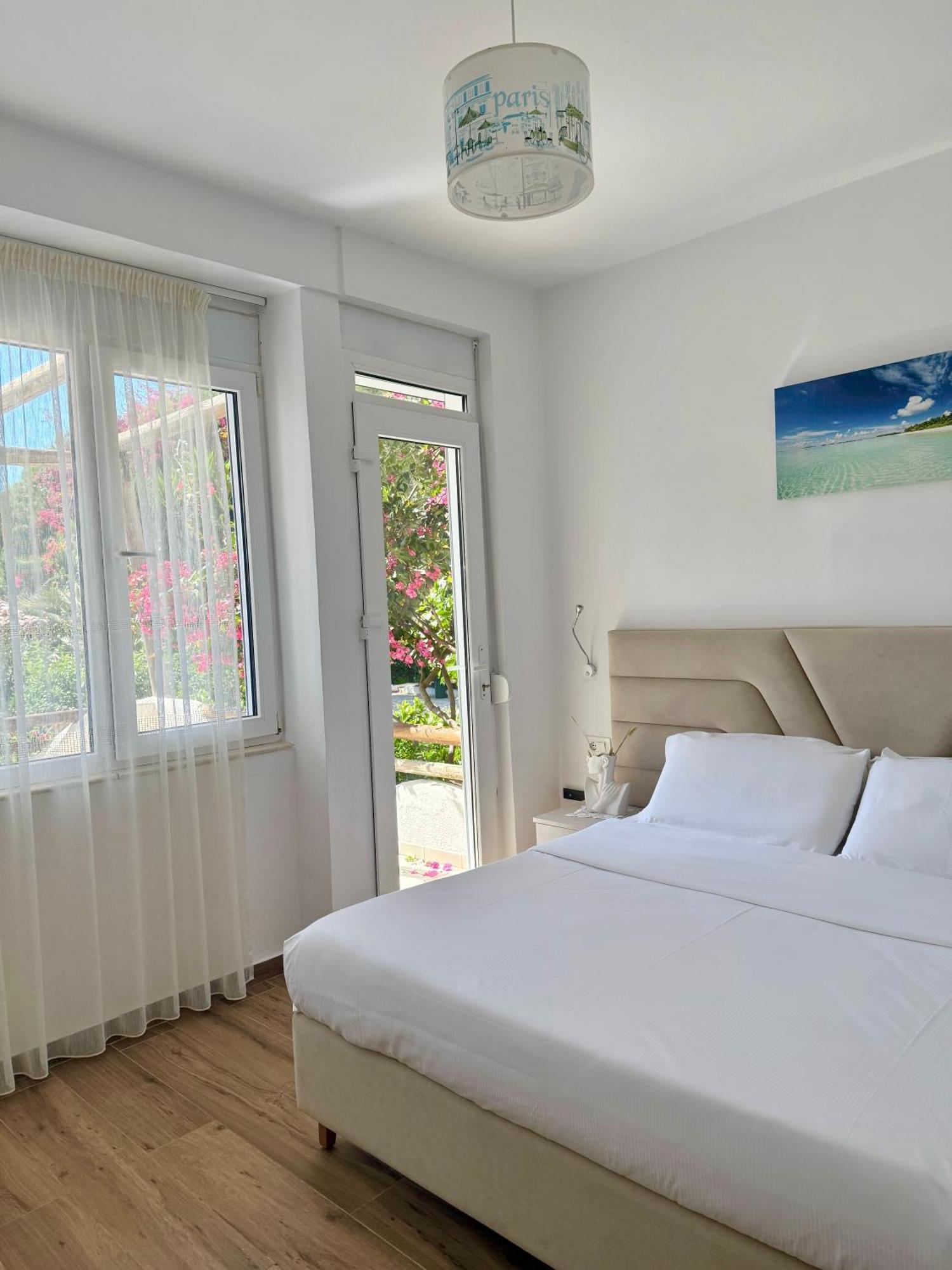 Bellavista Apartments Bougainville Bay Саранде Екстериор снимка