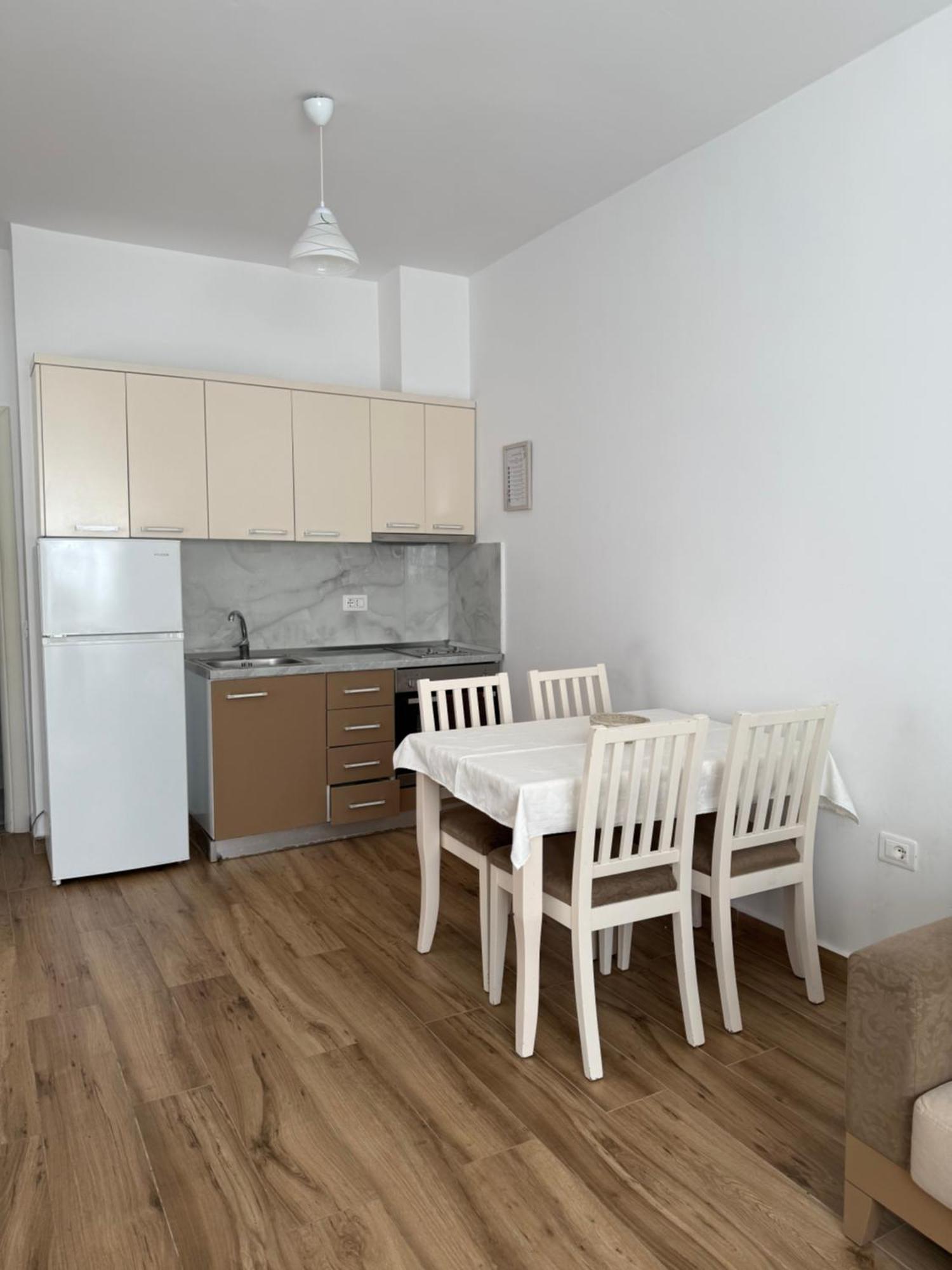 Bellavista Apartments Bougainville Bay Саранде Екстериор снимка
