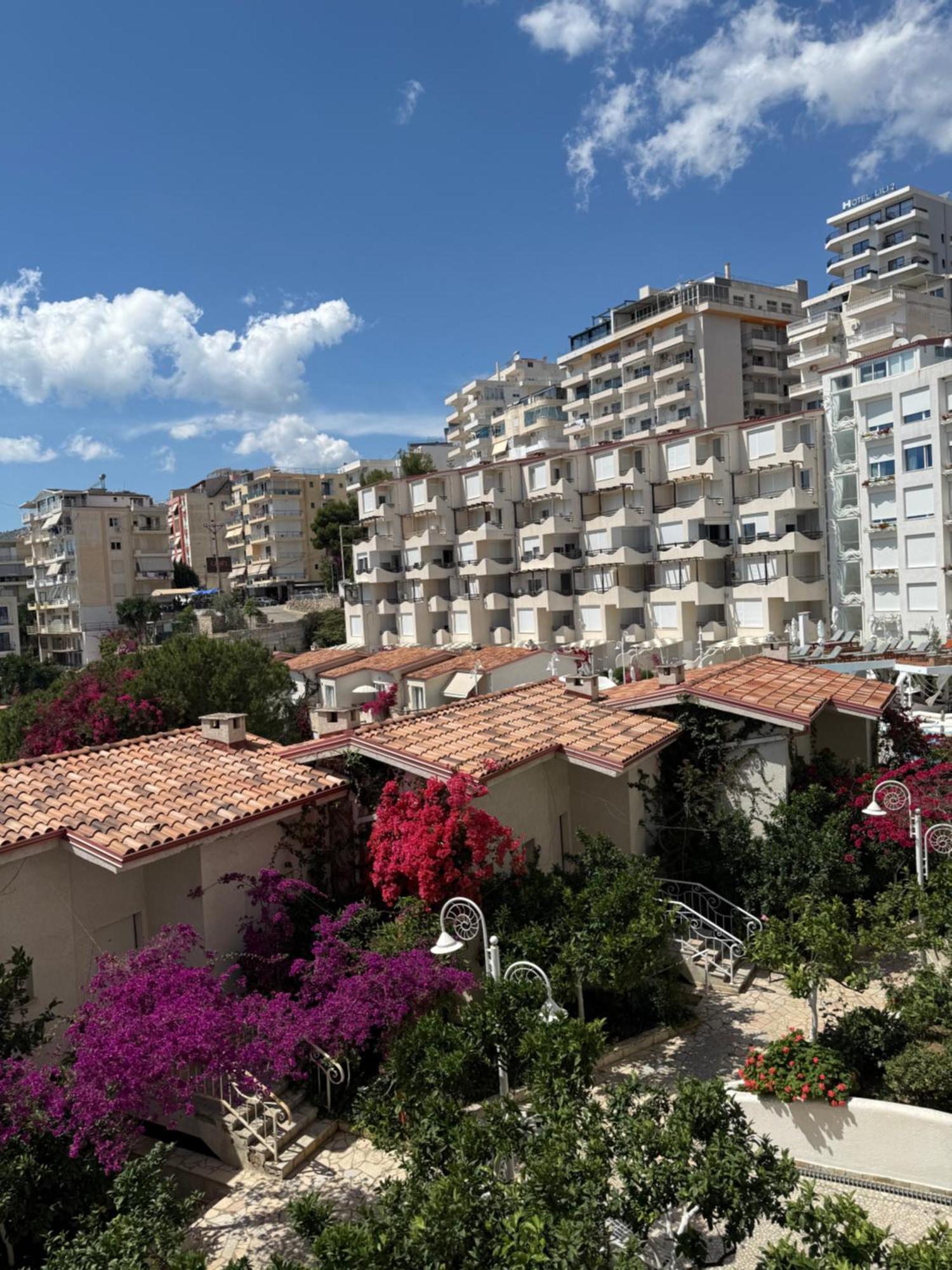 Bellavista Apartments Bougainville Bay Саранде Екстериор снимка