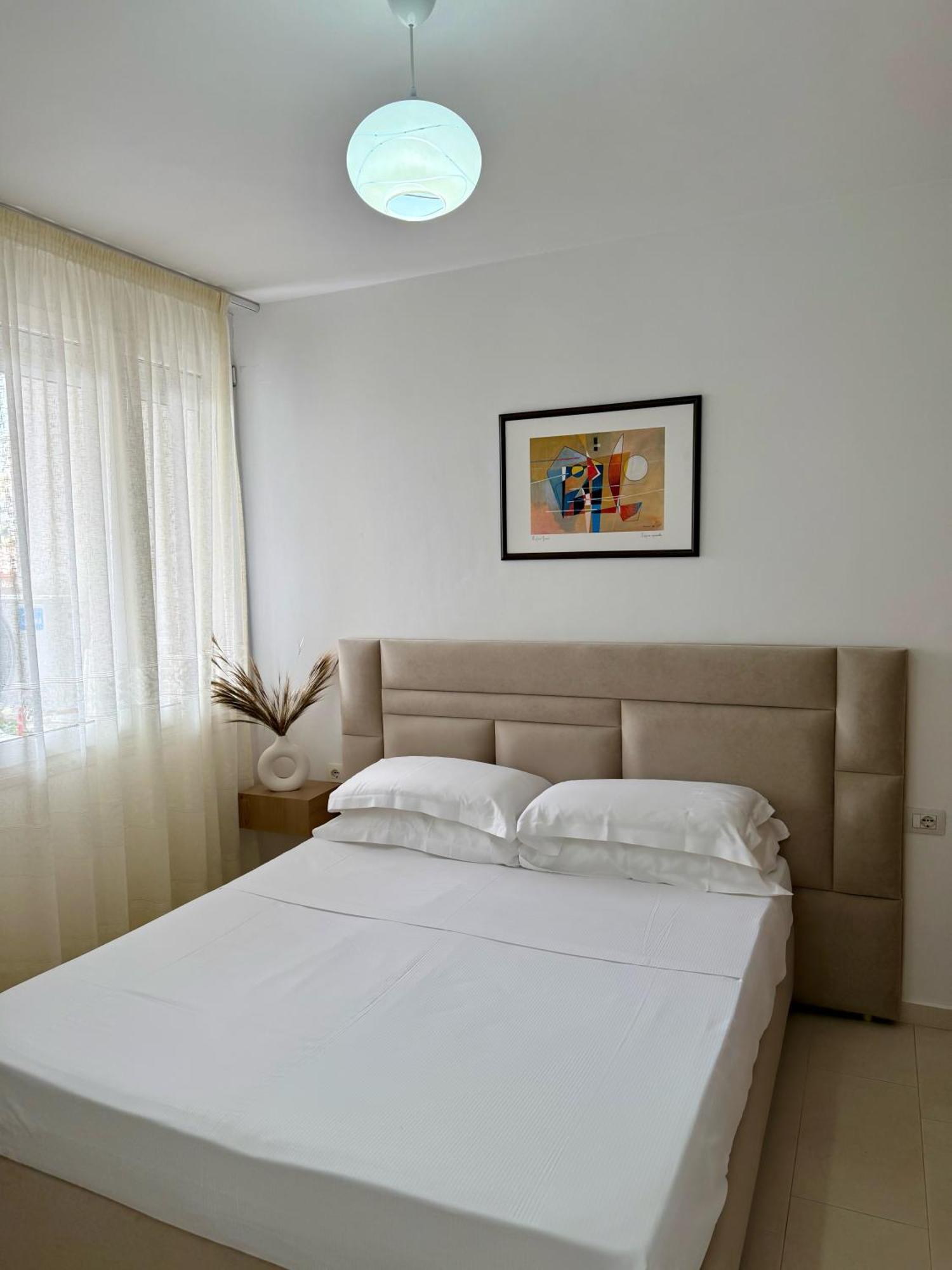 Bellavista Apartments Bougainville Bay Саранде Екстериор снимка