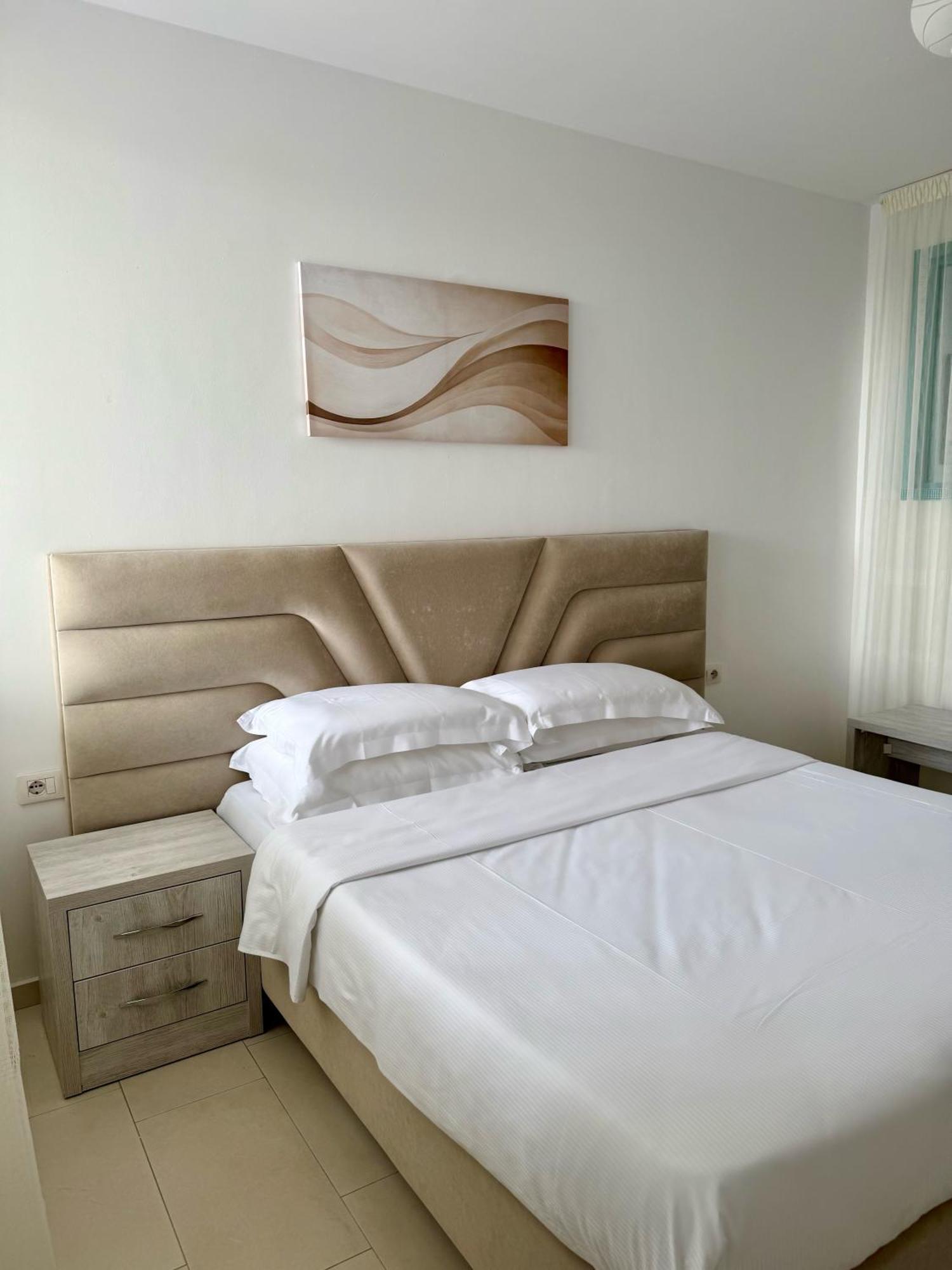 Bellavista Apartments Bougainville Bay Саранде Екстериор снимка