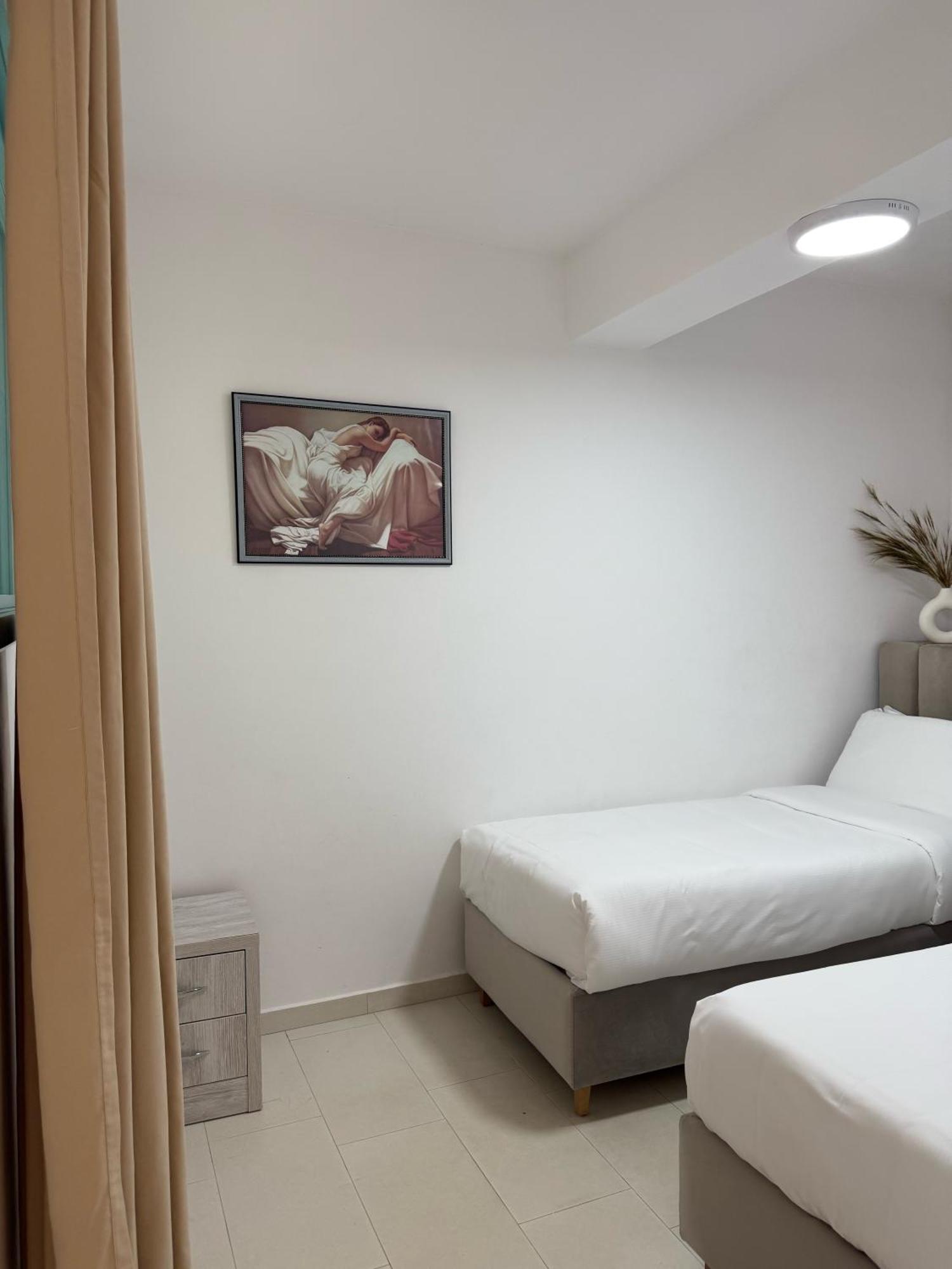 Bellavista Apartments Bougainville Bay Саранде Екстериор снимка
